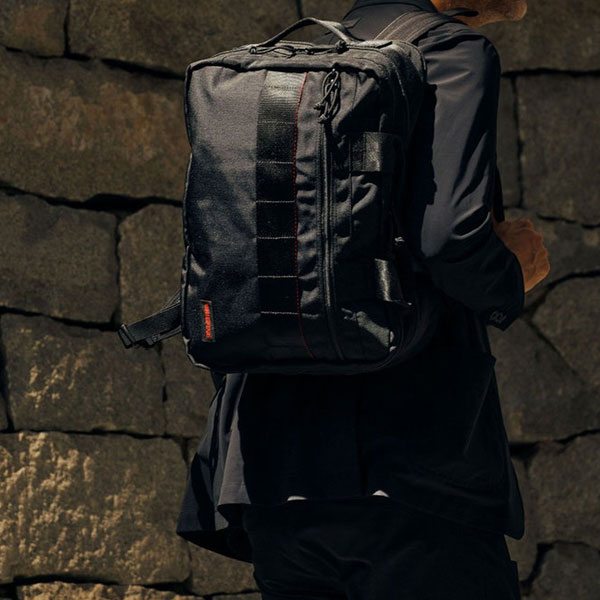 耐久性と機能美を日常へ ― BRIEFING(ブリーフィング)の魅力と人気の理由